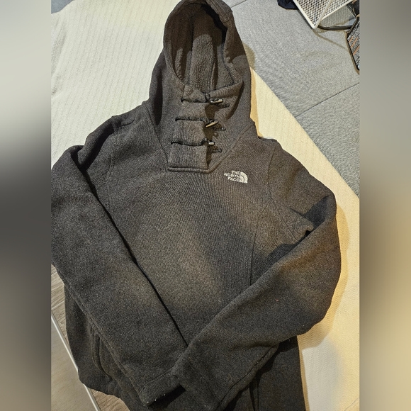 North Face Hooded Sweatshirt - Picture 1 of 3